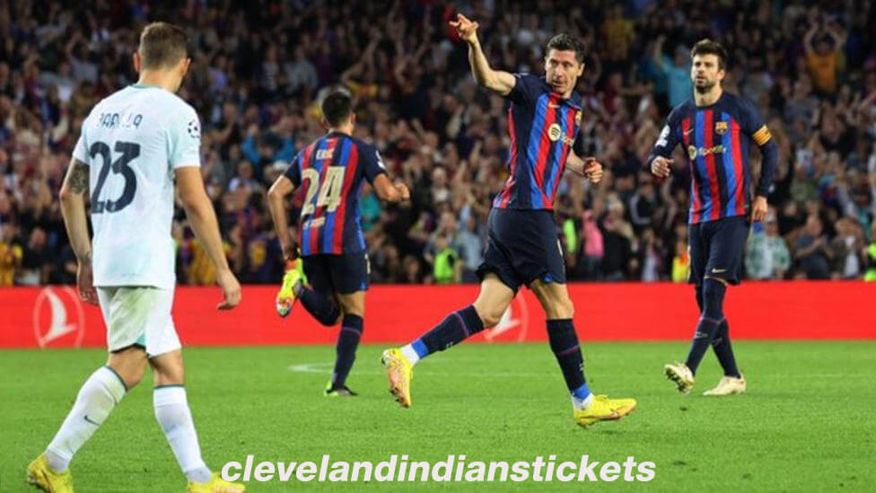 <strong>Barca on brink</strong>